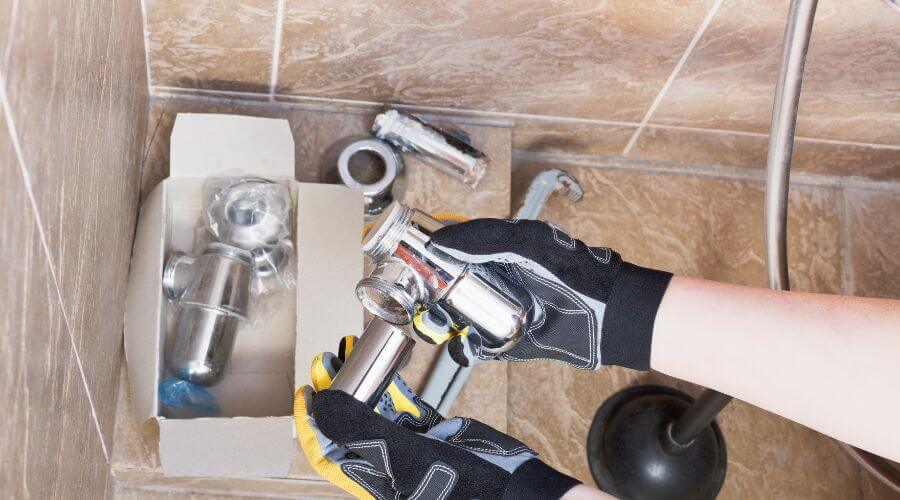 Expert Emergency Roof Repairs services in Hubbard Lake, MI